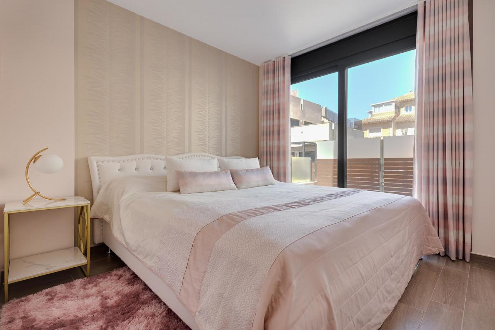 Reventa - Villa -
Torrevieja - Costa Blanca