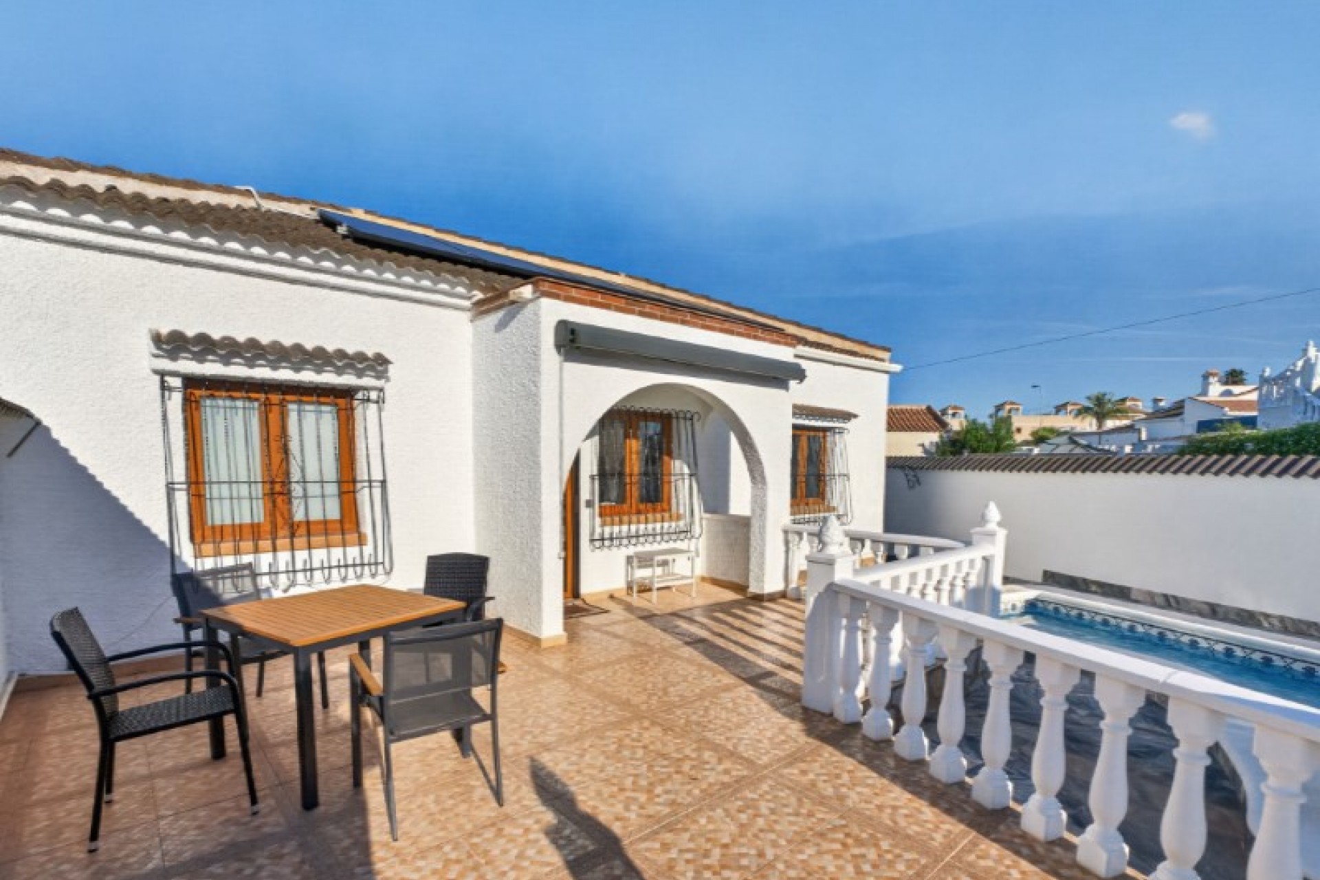 Reventa - Villa -
Torrevieja - Costa Blanca
