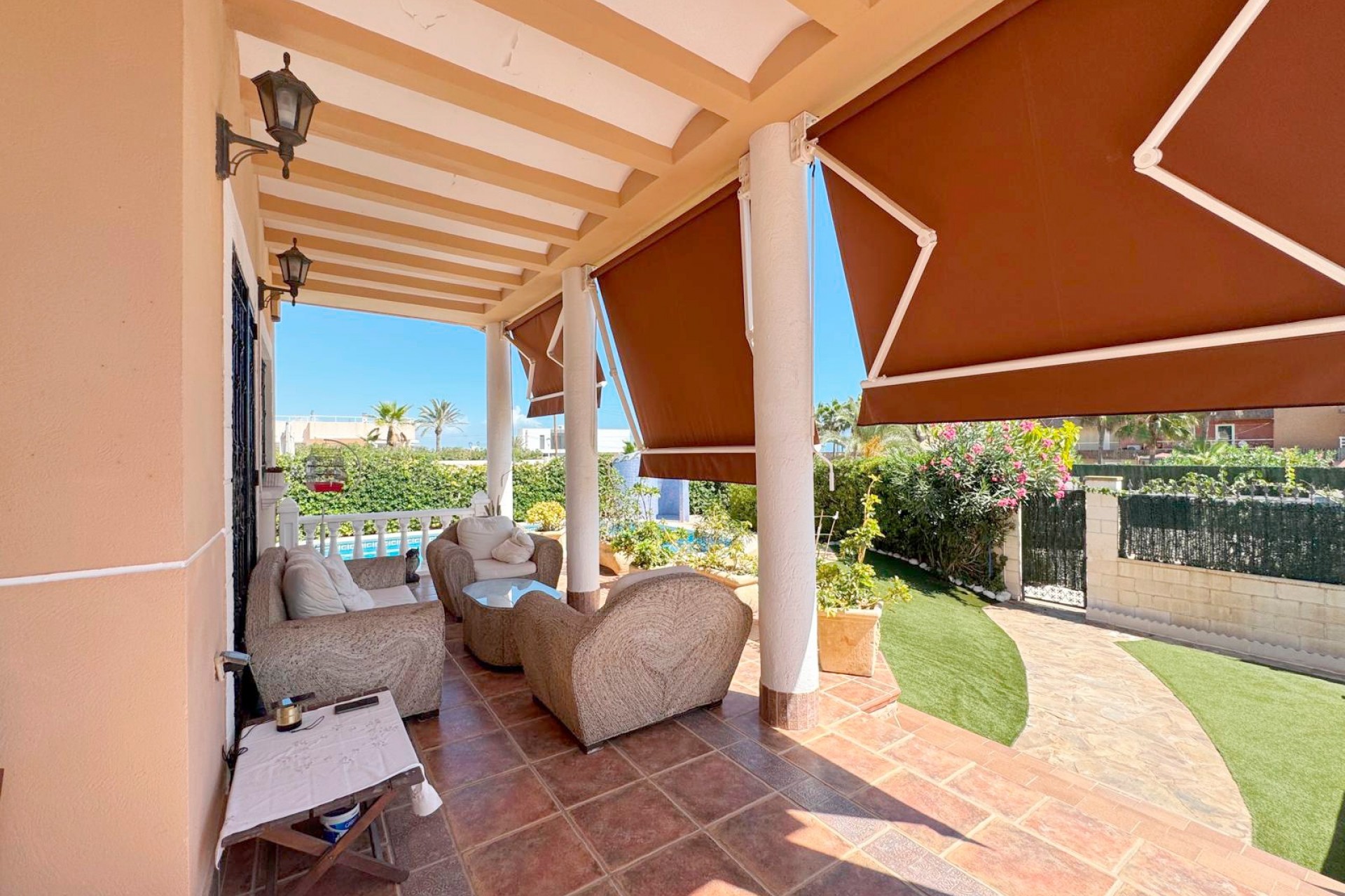 Reventa - Villa -
Torrevieja - Costa Blanca