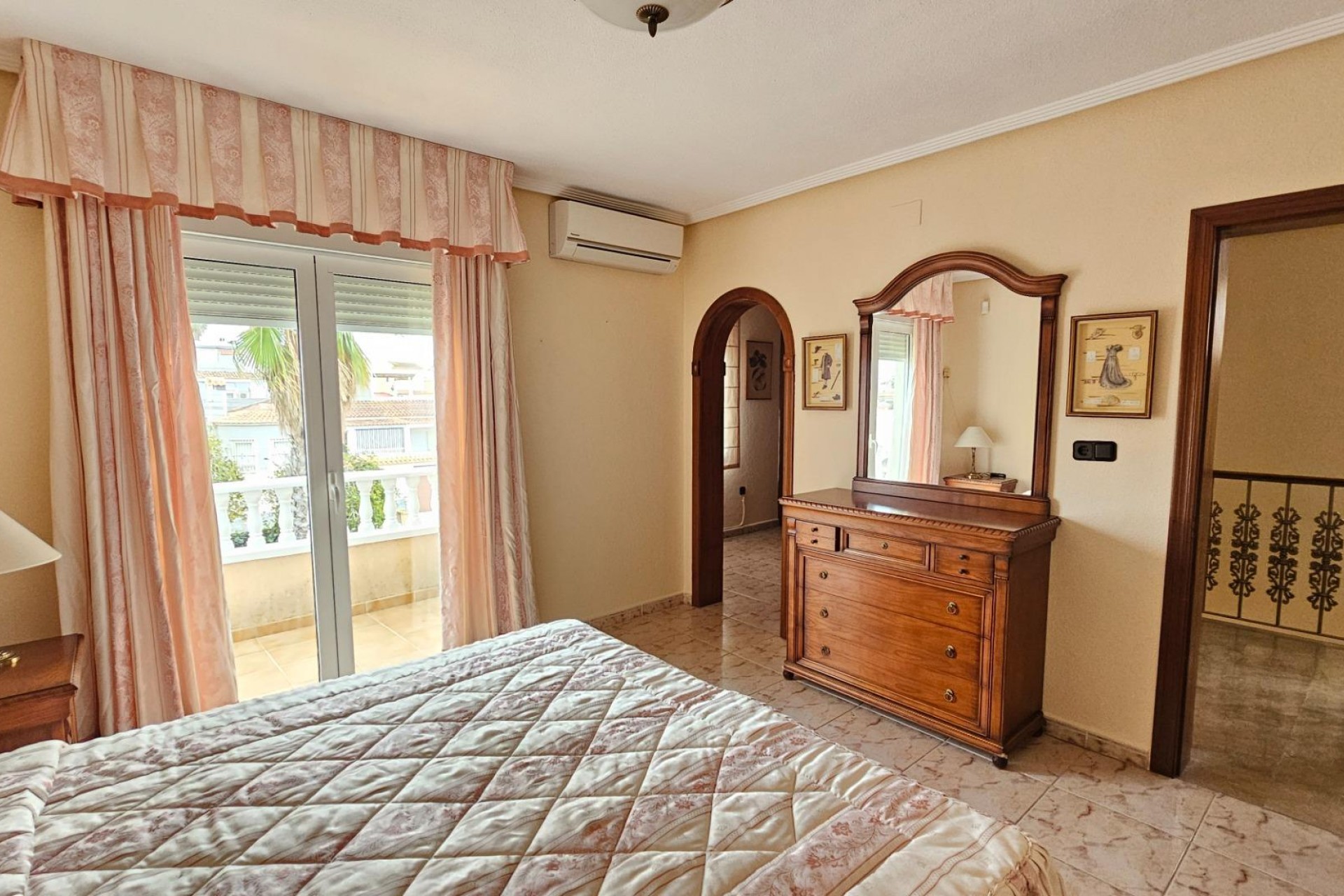 Reventa - Villa -
Torrevieja - El Chaparral