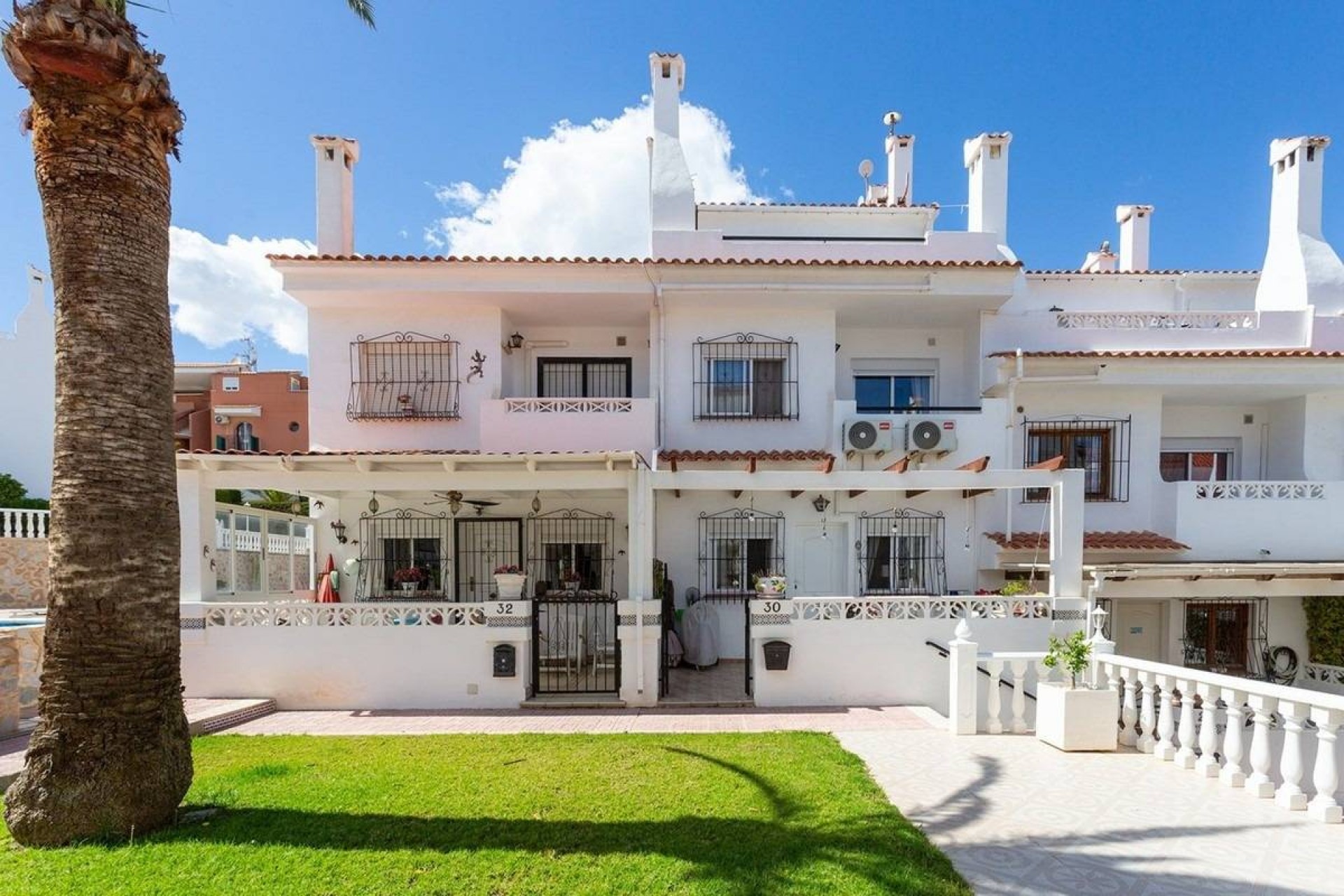 Reventa - Villa -
Torrevieja - La Mata