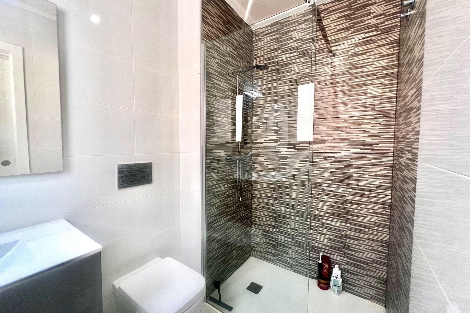 Reventa - Villa -
Torrevieja - La Siesta - El Salado - Torreta