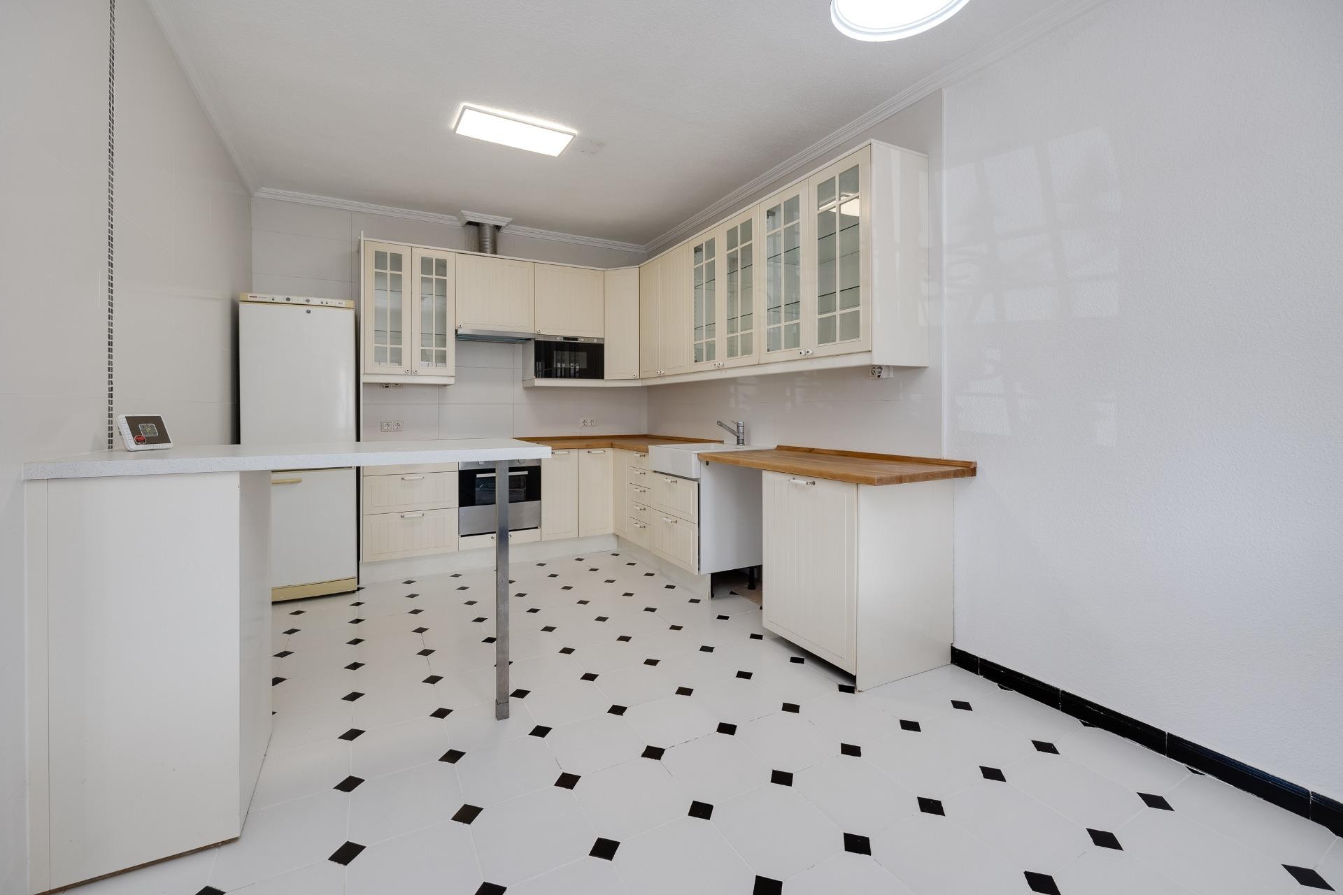 Reventa - Villa -
Torrevieja - La Siesta - El Salado - Torreta