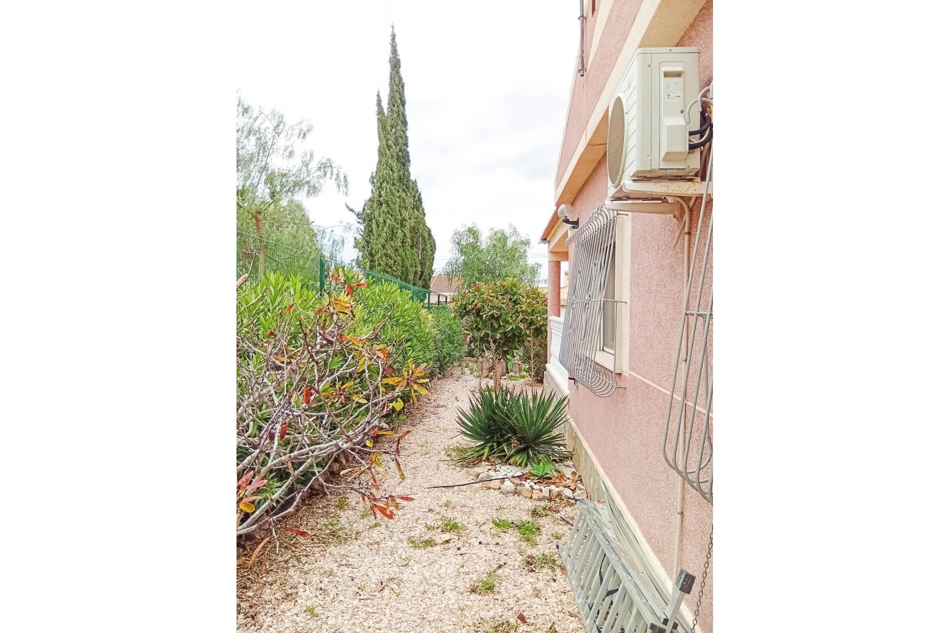 Reventa - Villa -
Torrevieja - La Siesta - El Salado - Torreta