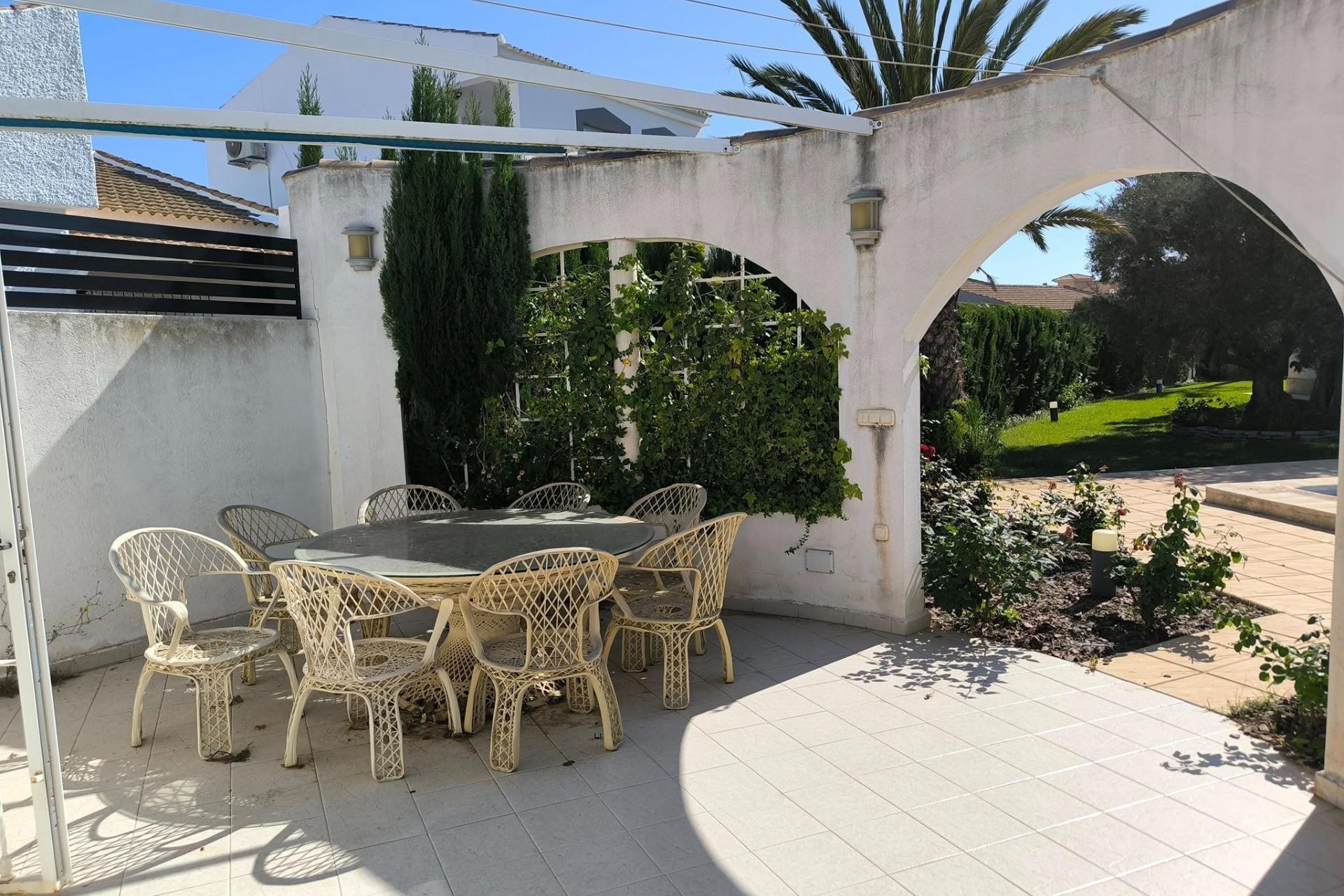 Reventa - Villa -
Torrevieja - La Siesta