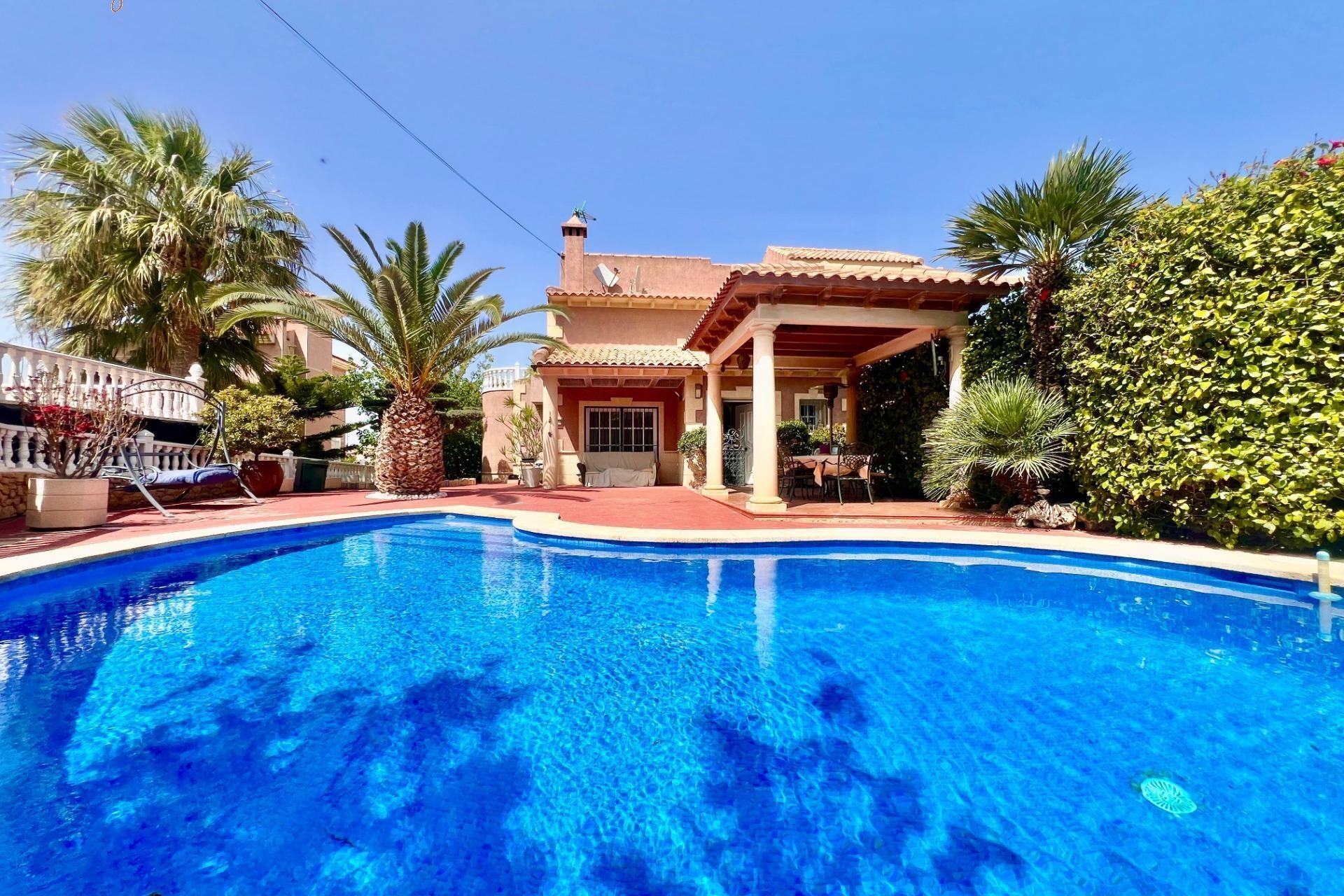 Reventa - Villa -
Torrevieja - Los Balcones - Los Altos del Edén