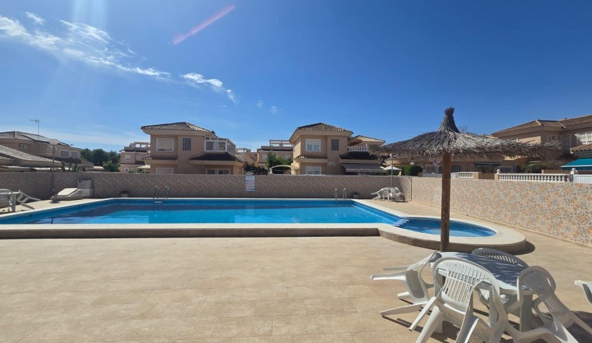 Reventa - Villa -
Torrevieja - Los Balcones - Los Altos del Edén