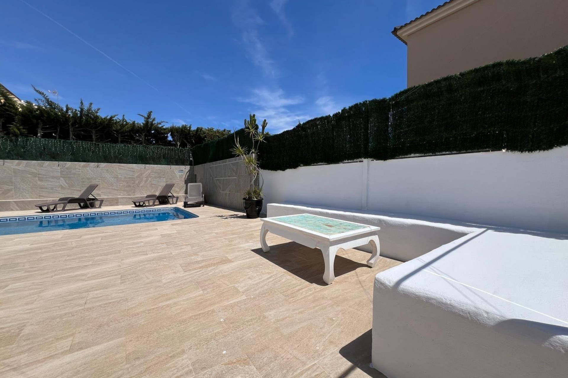 Reventa - Villa -
Torrevieja - Los Balcones