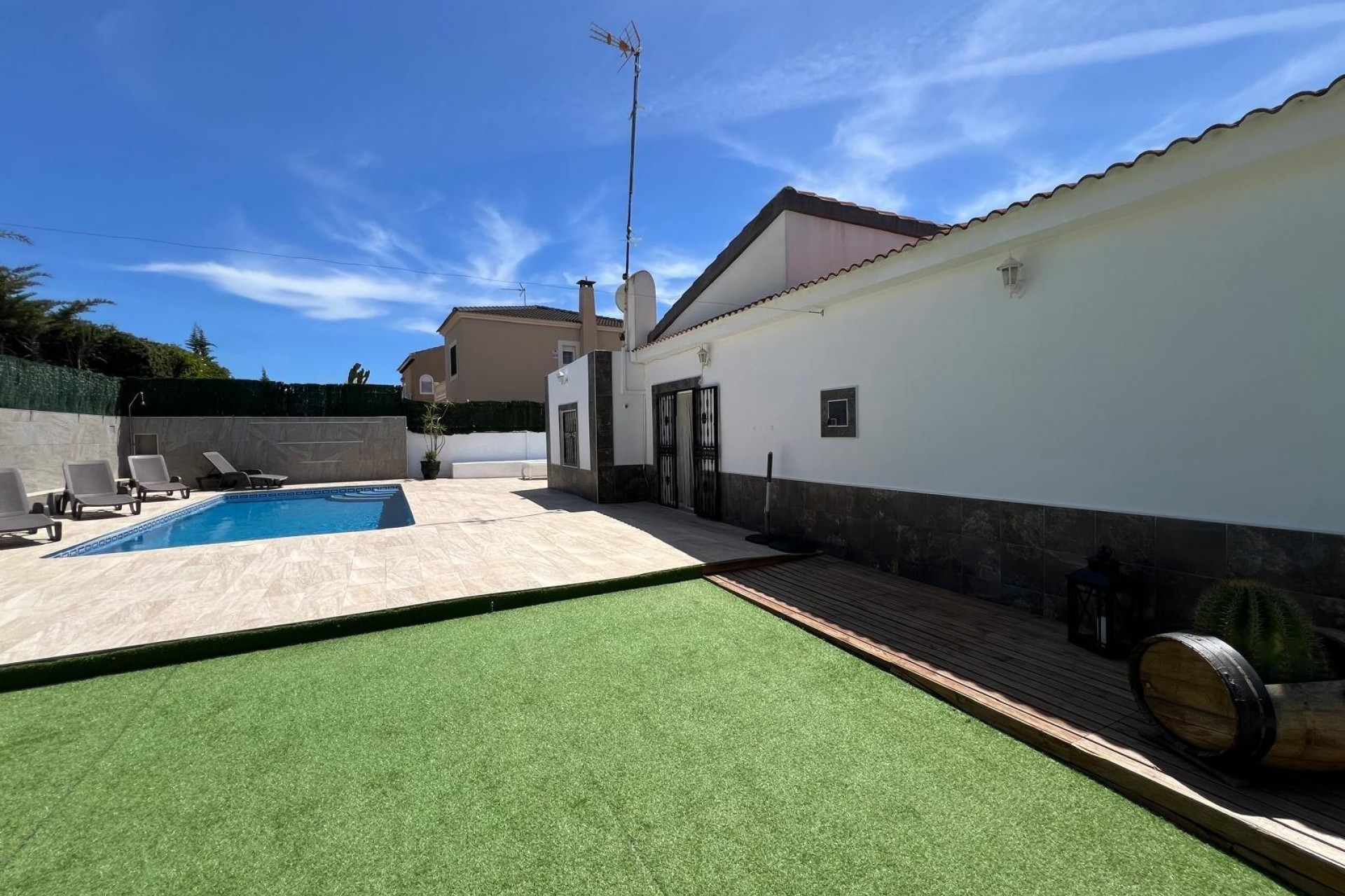 Reventa - Villa -
Torrevieja - Los Balcones