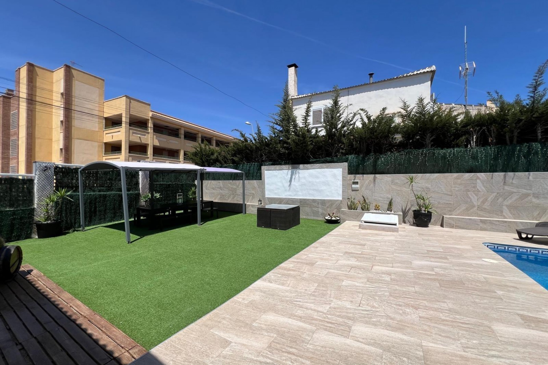 Reventa - Villa -
Torrevieja - Los Balcones