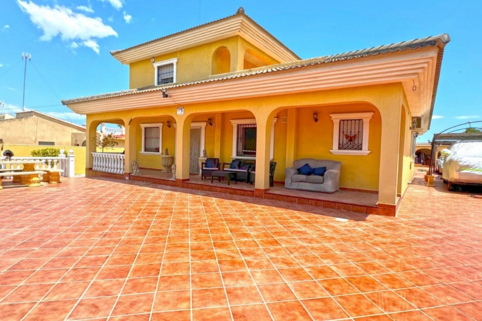 Reventa - Villa -
Torrevieja - Los Balcones