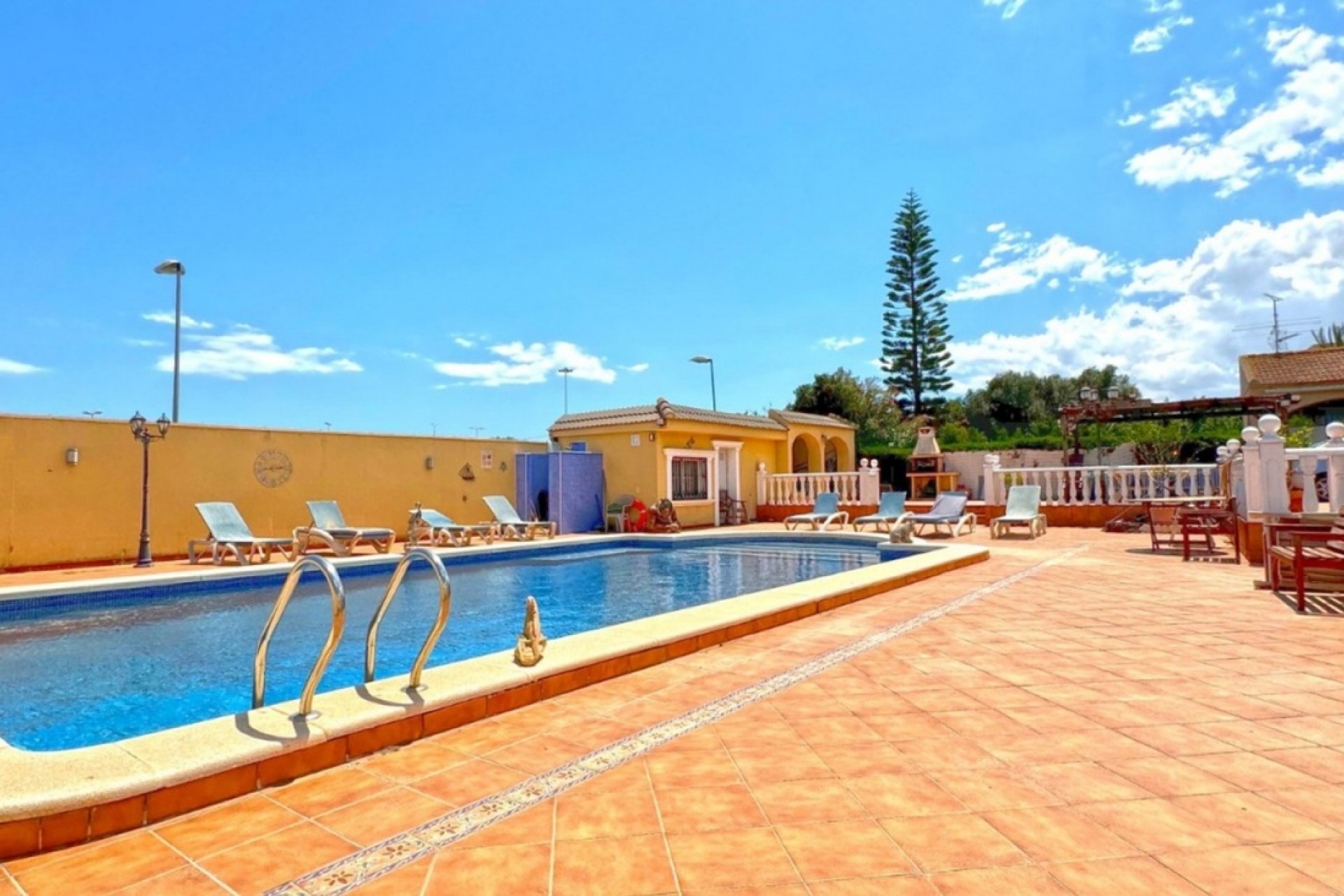 Reventa - Villa -
Torrevieja - Los Balcones