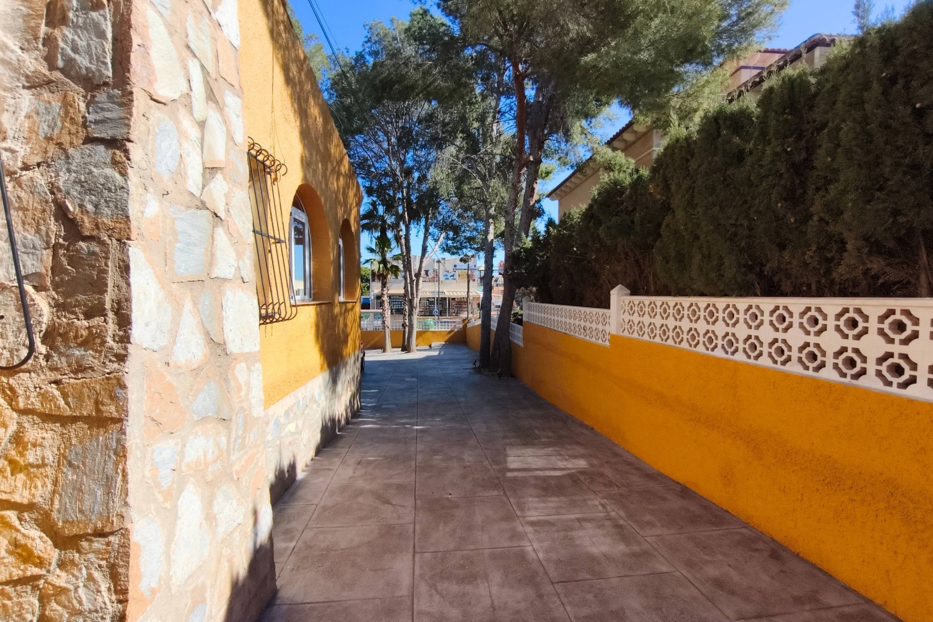 Reventa - Villa -
Torrevieja - Los Balcones