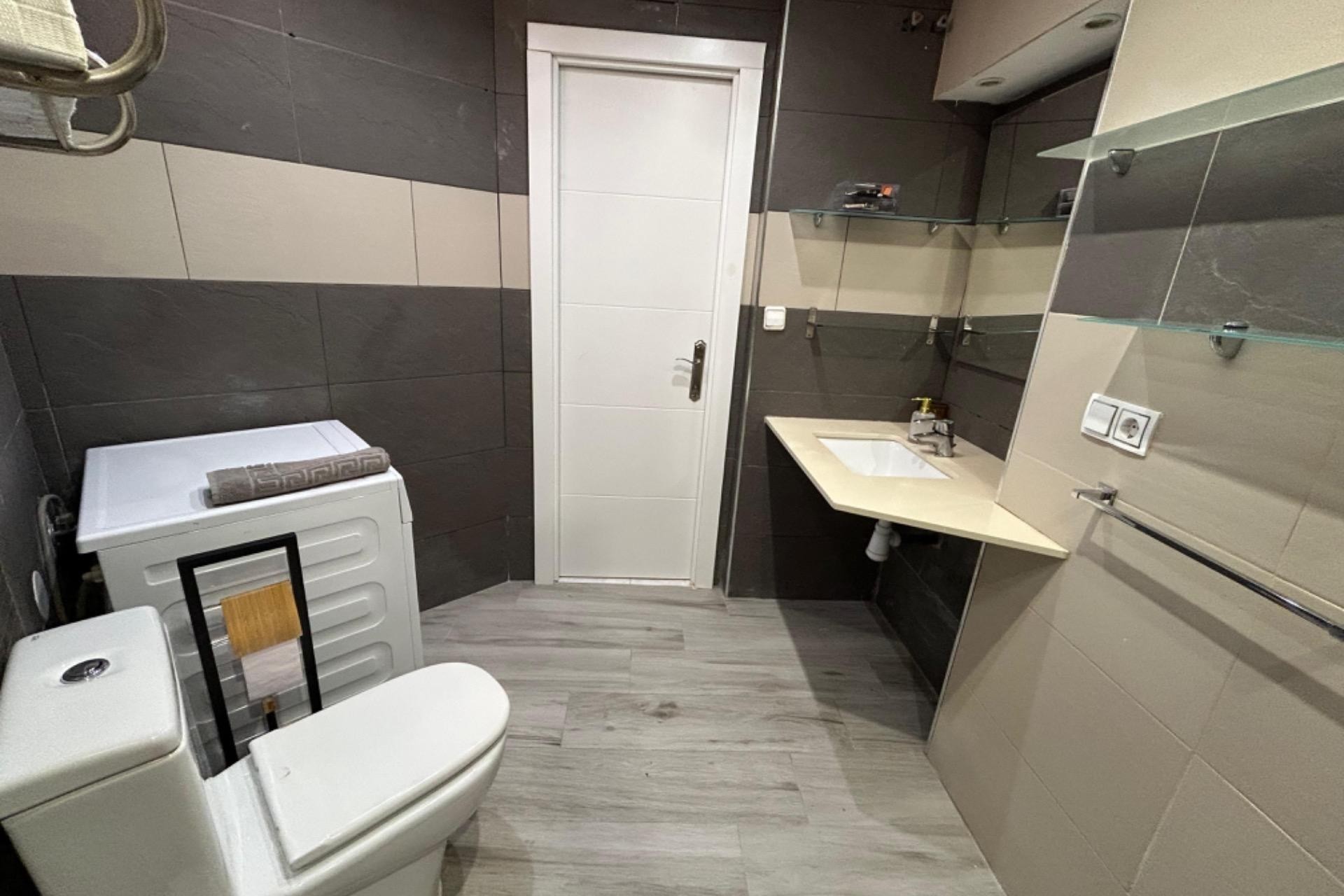 Reventa - Villa -
Torrevieja - Los Frutales