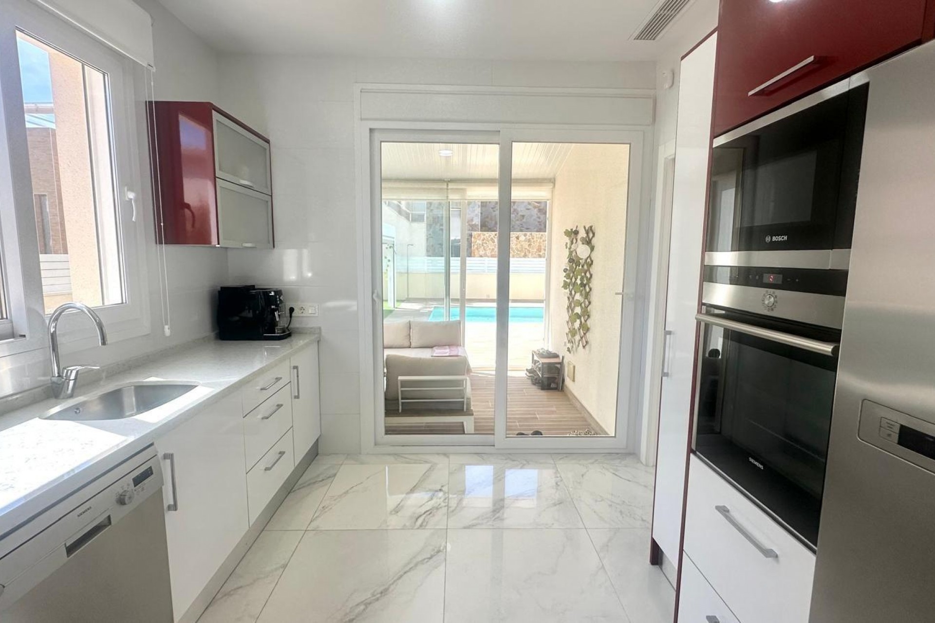 Reventa - Villa -
Torrevieja - Miramar - Torre Del Moro