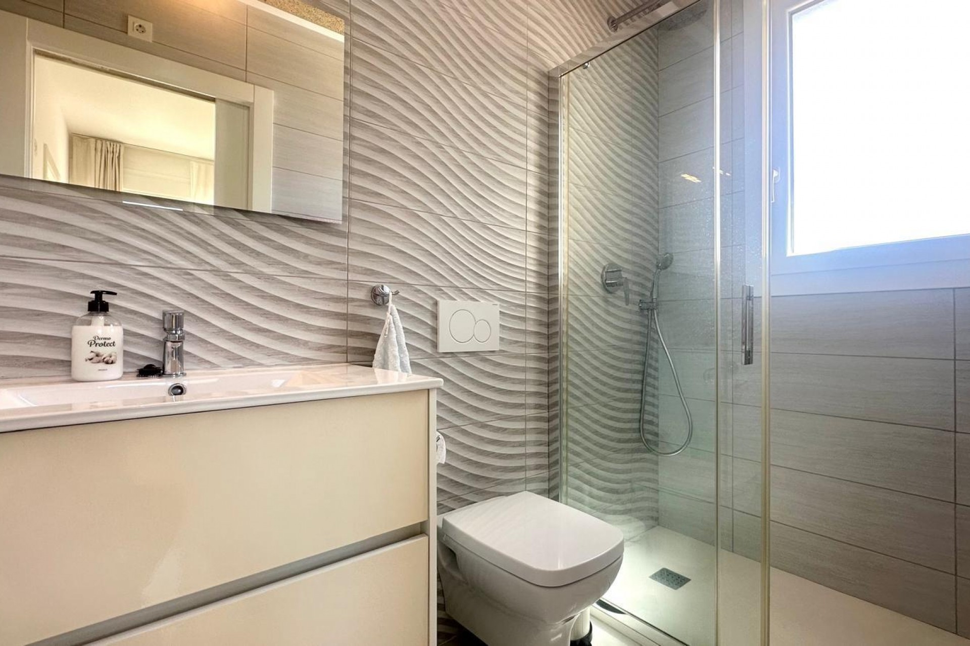 Reventa - Villa -
Torrevieja - Miramar - Torre Del Moro