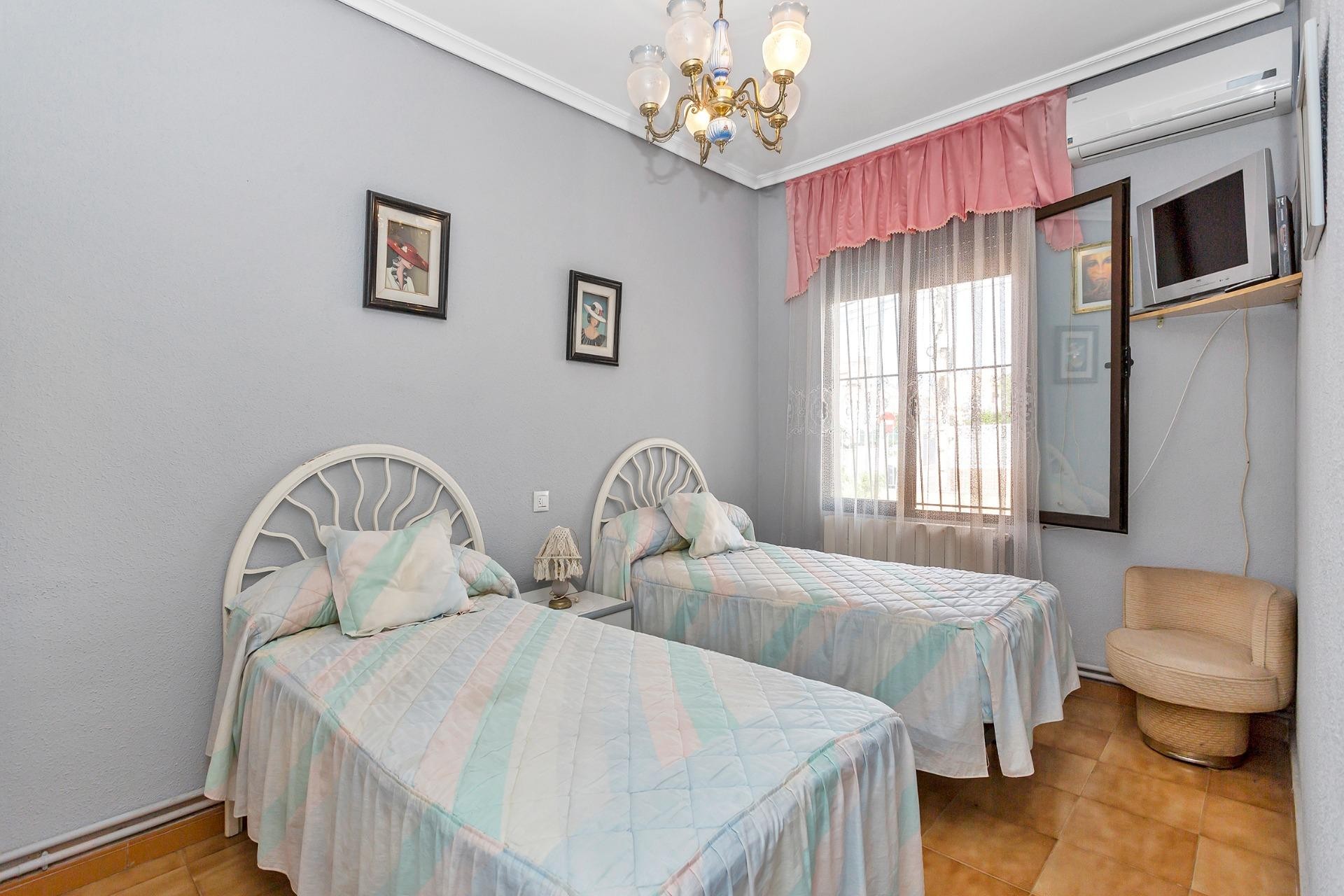 Reventa - Villa -
Torrevieja - Nueva Torrevieja