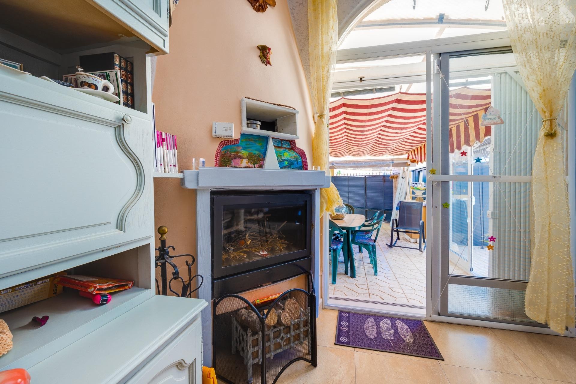 Reventa - Villa -
Torrevieja - Playa de los Locos