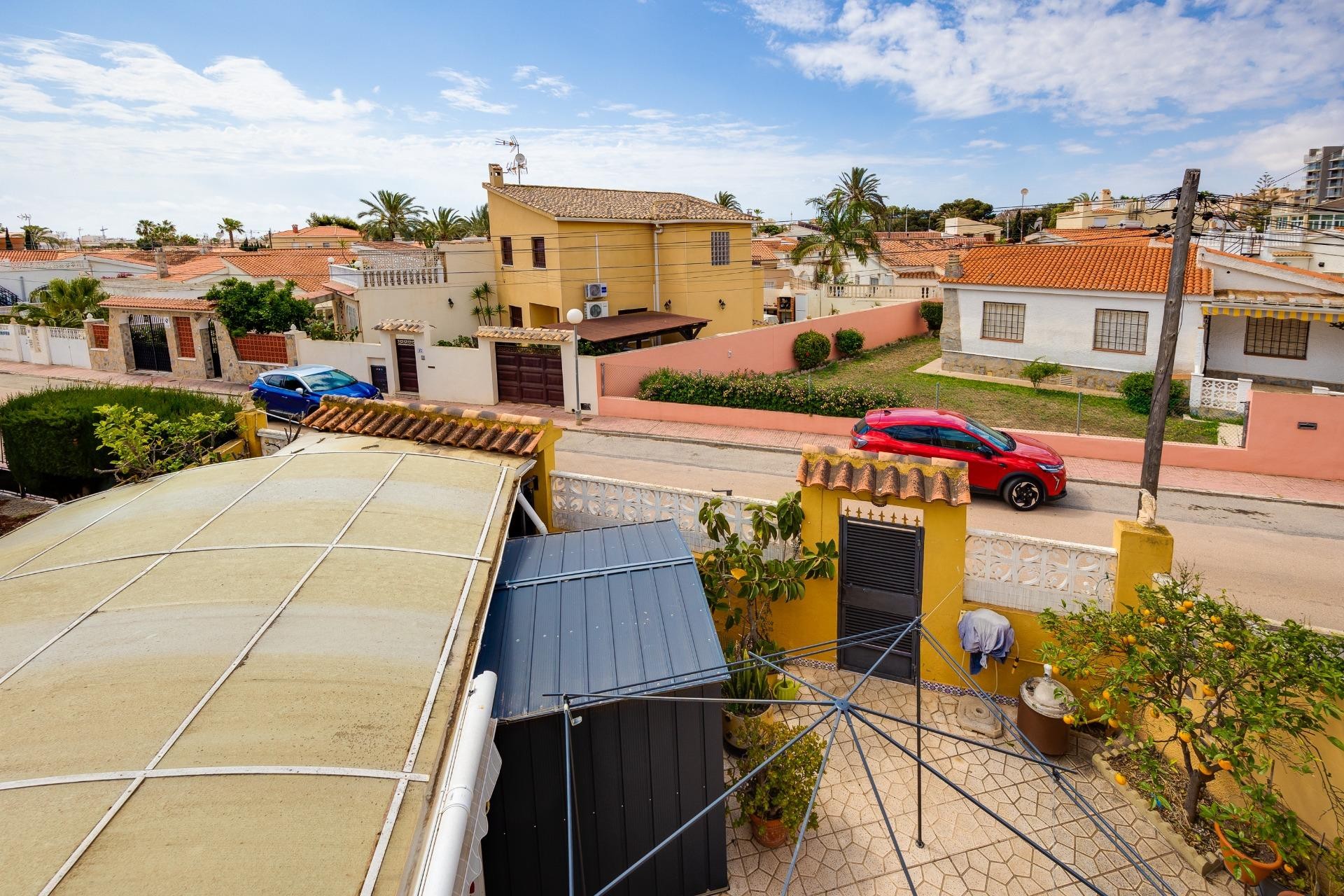 Reventa - Villa -
Torrevieja - Playa de los Locos