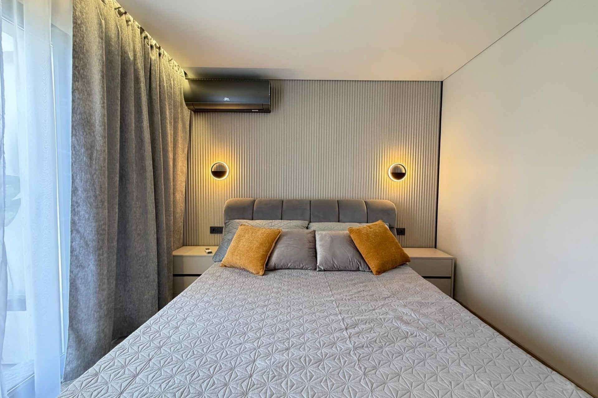Reventa - Villa -
Torrevieja - Punta Prima