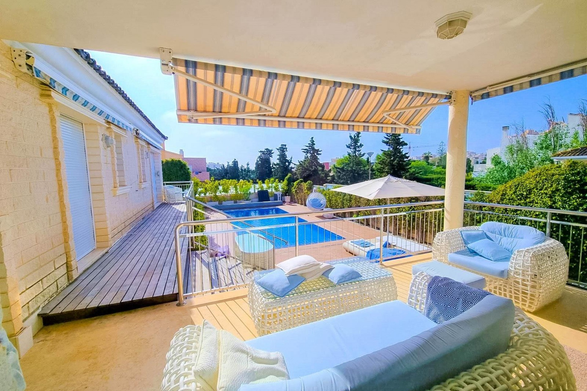 Reventa - Villa -
Torrevieja - Torre La Mata