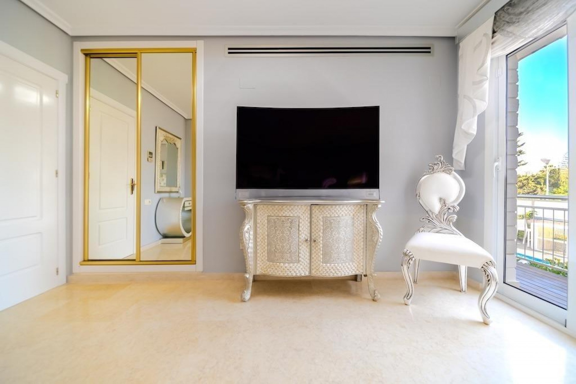 Reventa - Villa -
Torrevieja - Torre La Mata