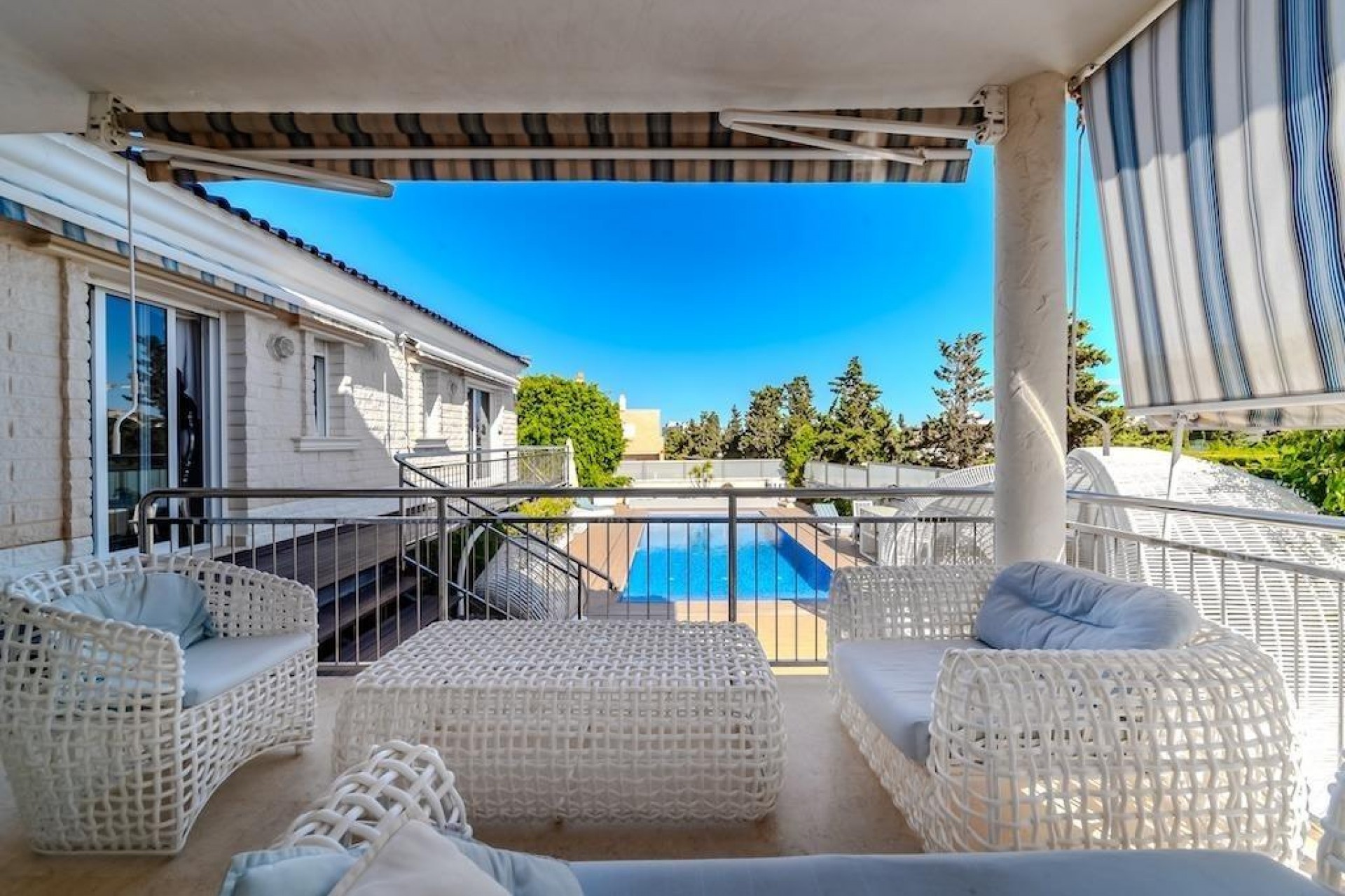 Reventa - Villa -
Torrevieja - Torre La Mata