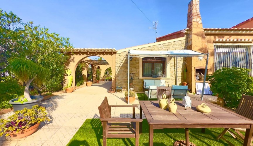 Reventa - Villa -
Torrevieja - Torreblanca