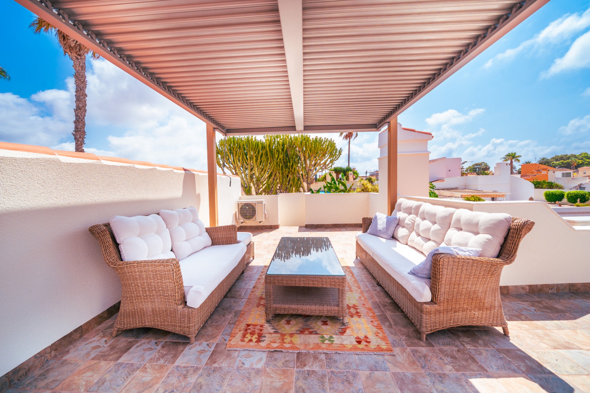 Reventa - Villa -
Torrevieja - Torreta