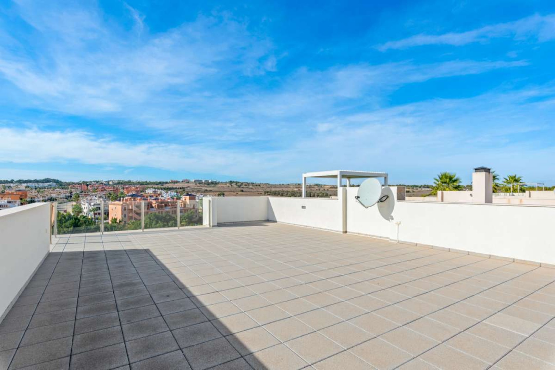 Reventa - Villa -
Villamartin - Costa Blanca