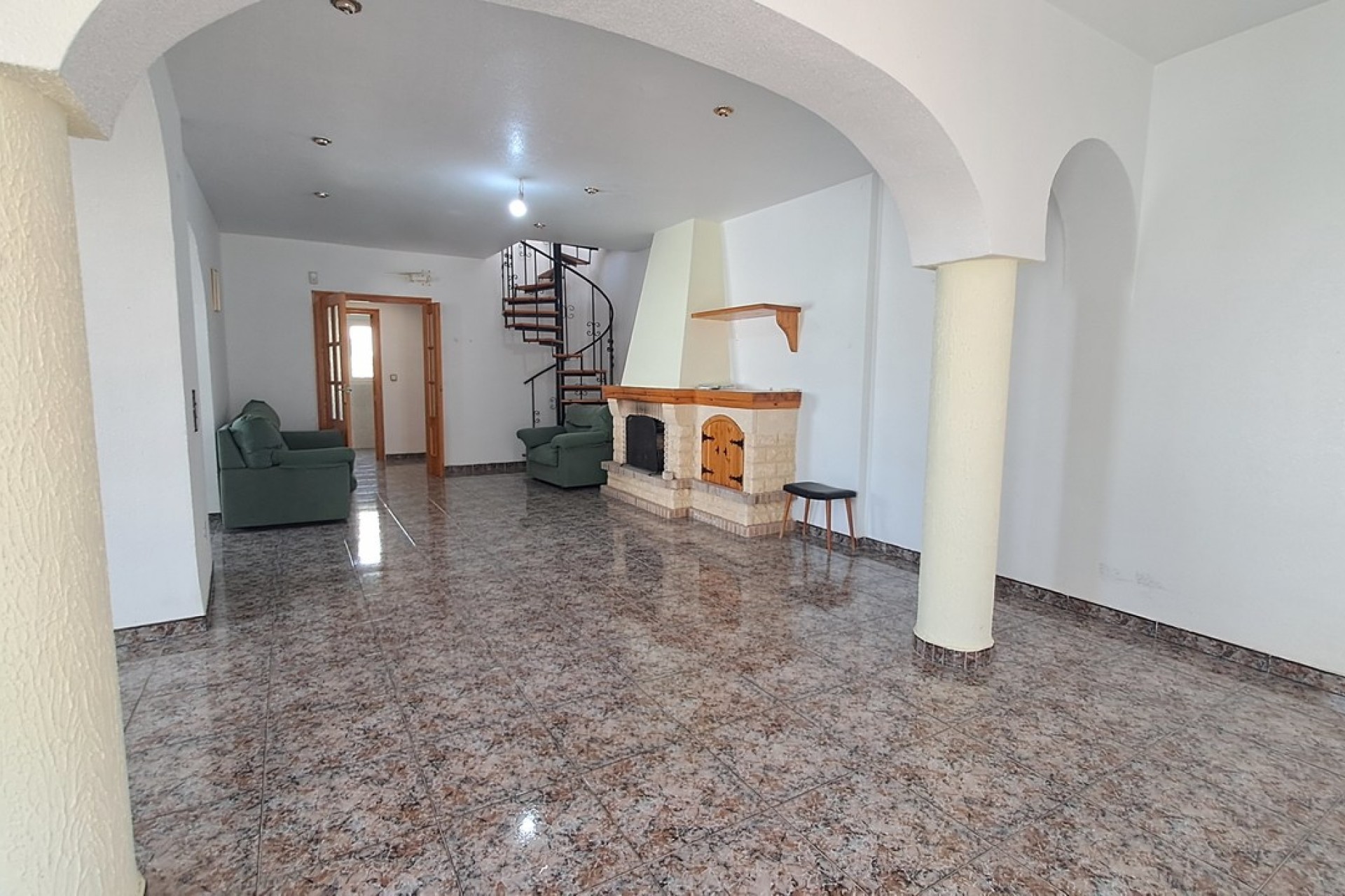 Reventa - Villa -
Villamartin - Costa Blanca