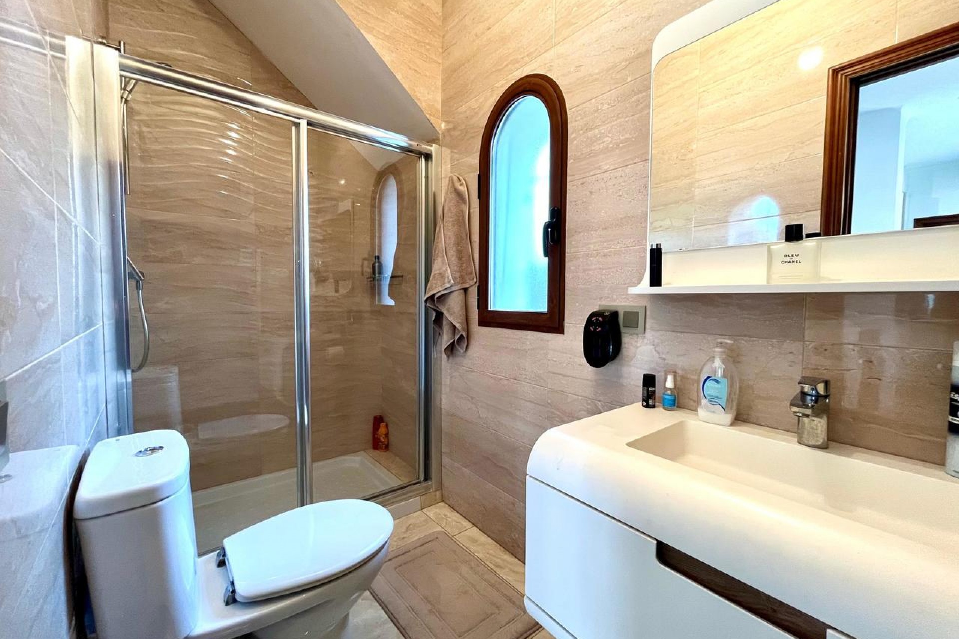 Reventa - Villa -
Villamartin - Costa Blanca