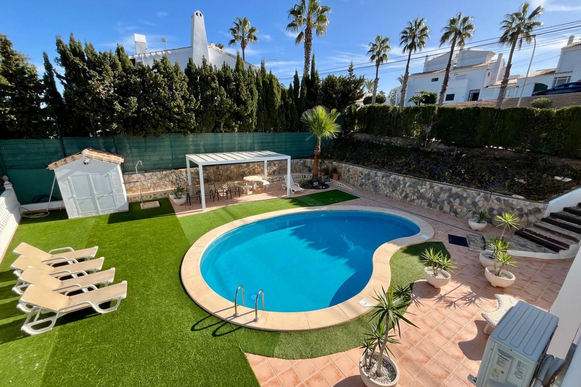 Reventa - Villa -
Villamartin - Costa Blanca