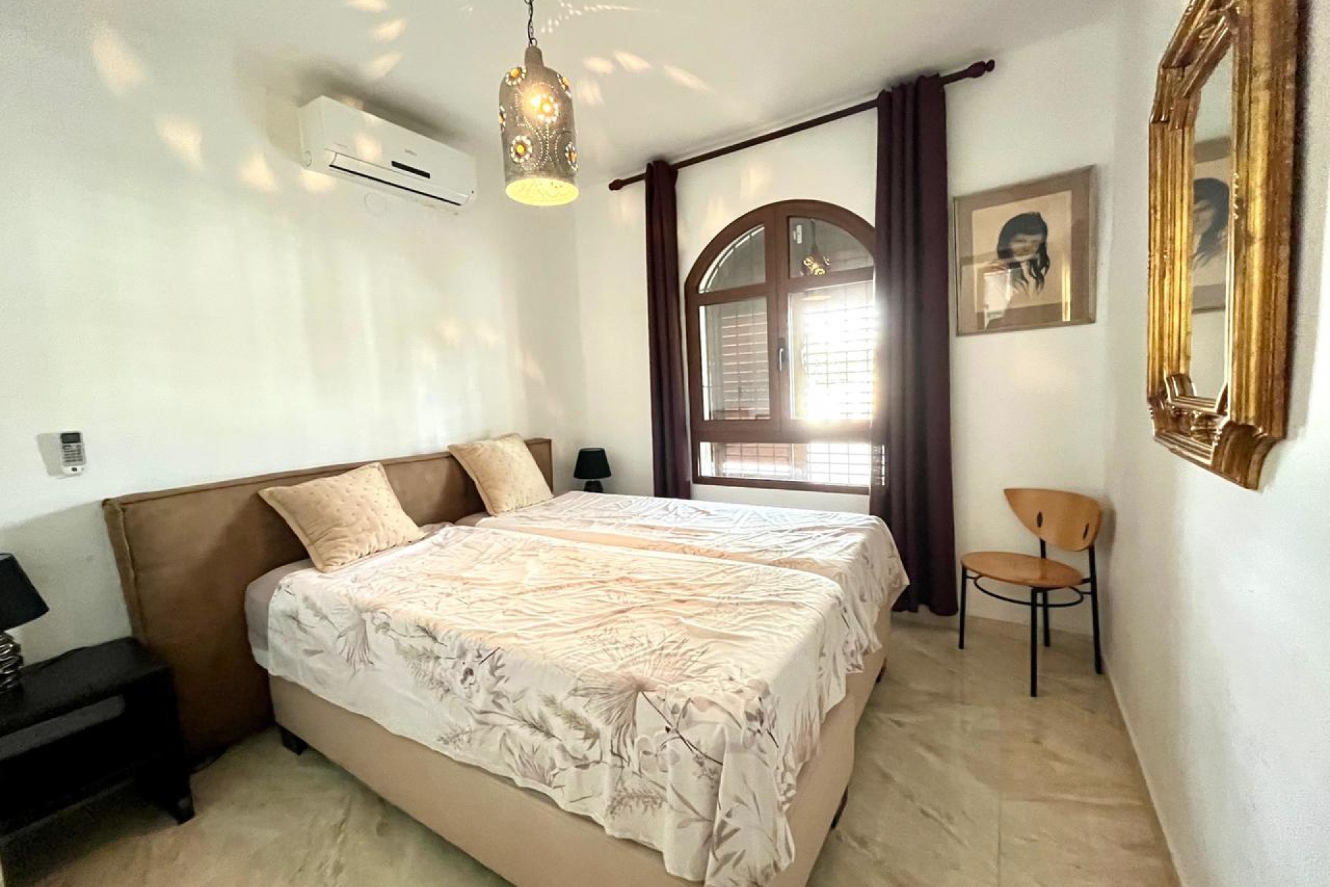 Reventa - Villa -
Villamartin - Costa Blanca