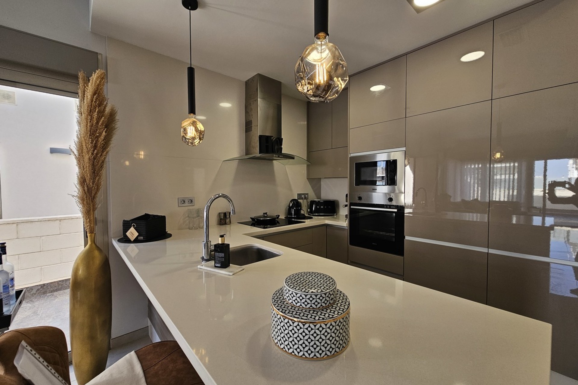 Reventa - Villa -
Villamartin - Costa Blanca