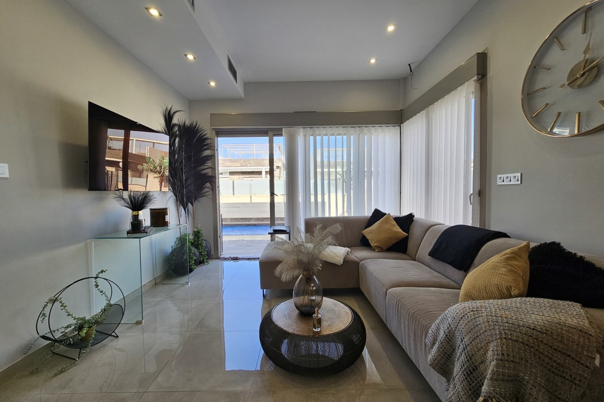 Reventa - Villa -
Villamartin - Costa Blanca