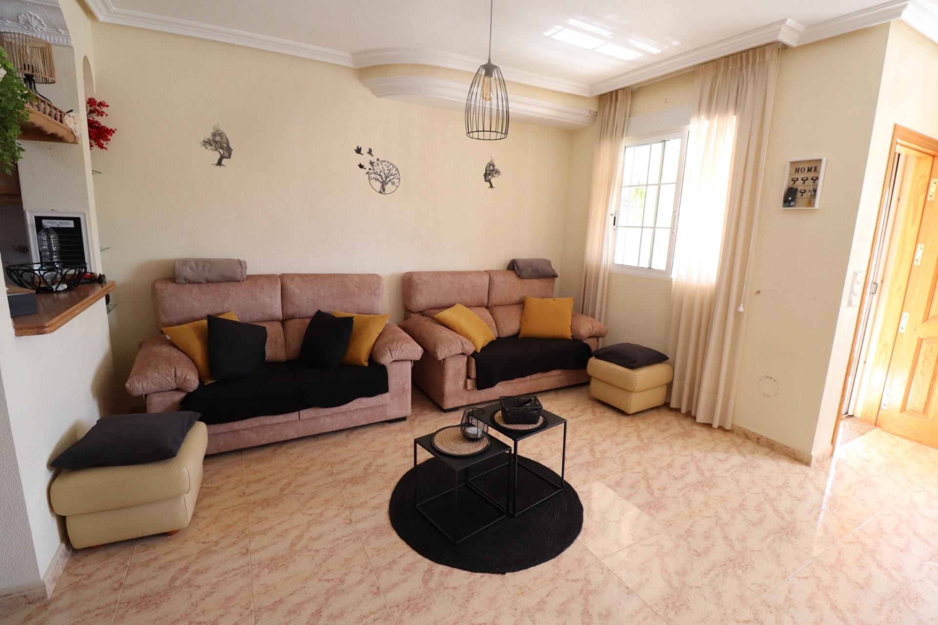 Reventa - Villa -
Villamartin - Costa Blanca