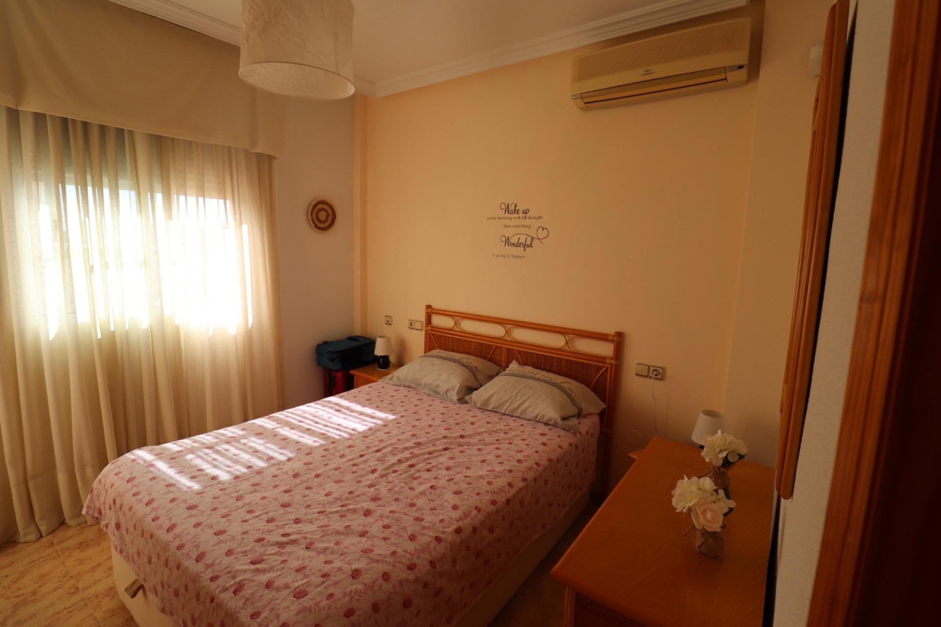 Reventa - Villa -
Villamartin - Costa Blanca