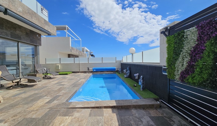 Reventa - Villa -
Villamartin - Costa Blanca