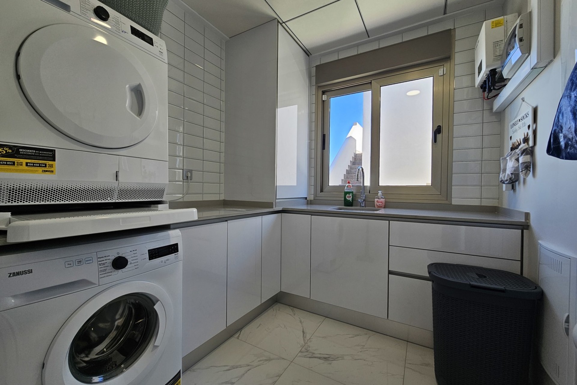 Reventa - Villa -
Villamartin - Costa Blanca