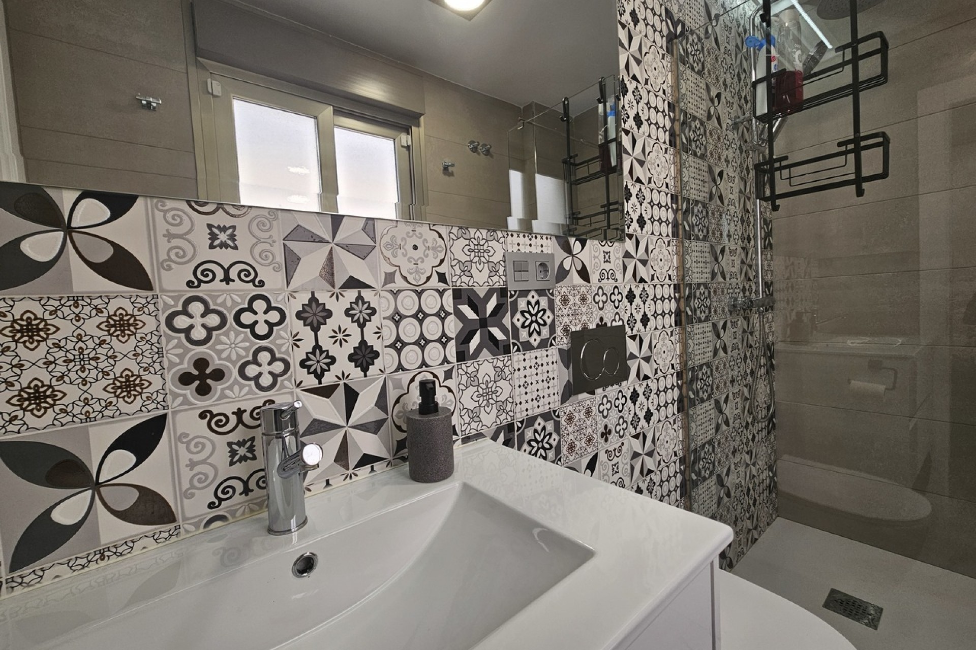 Reventa - Villa -
Villamartin - Costa Blanca