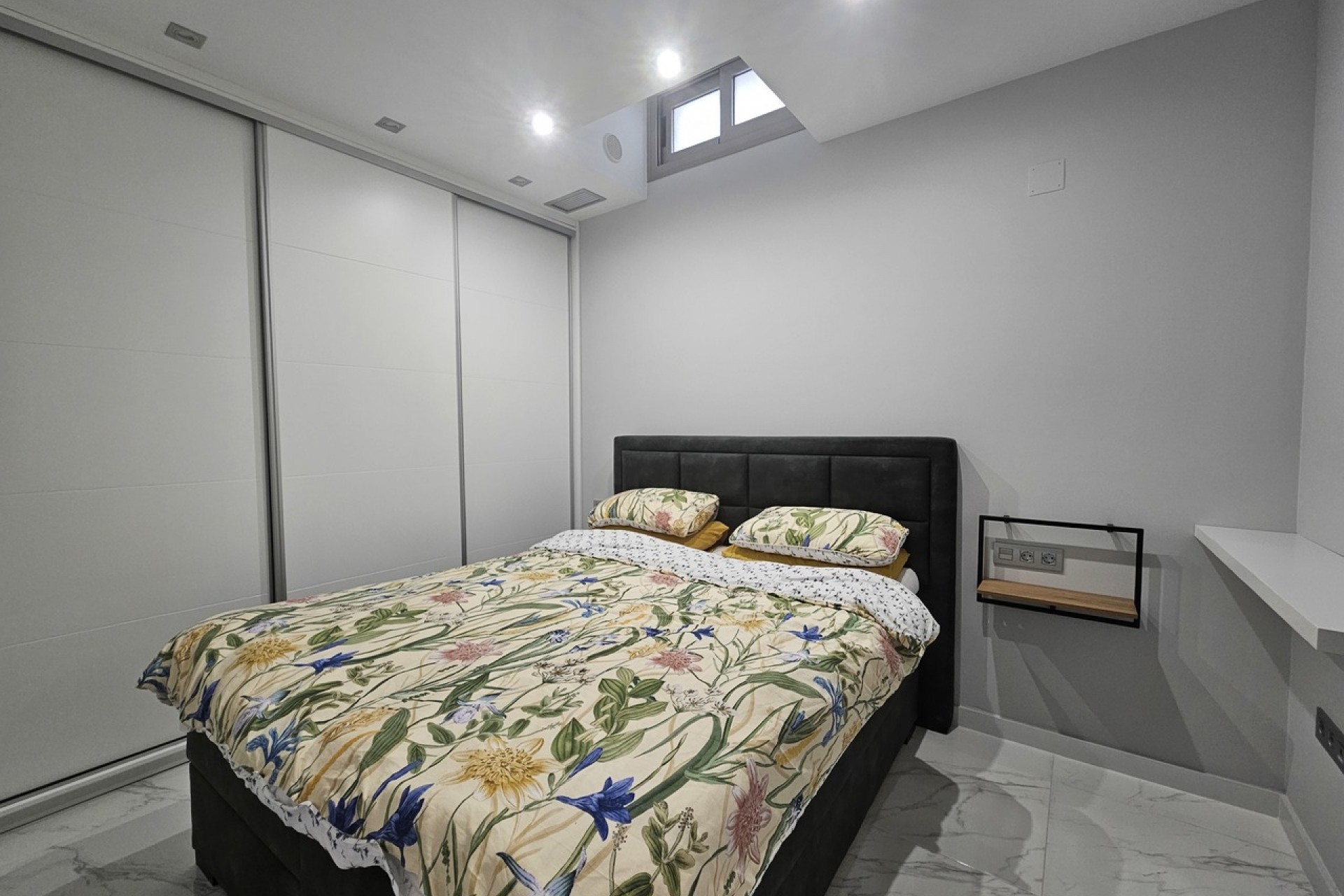 Reventa - Villa -
Villamartin - Costa Blanca