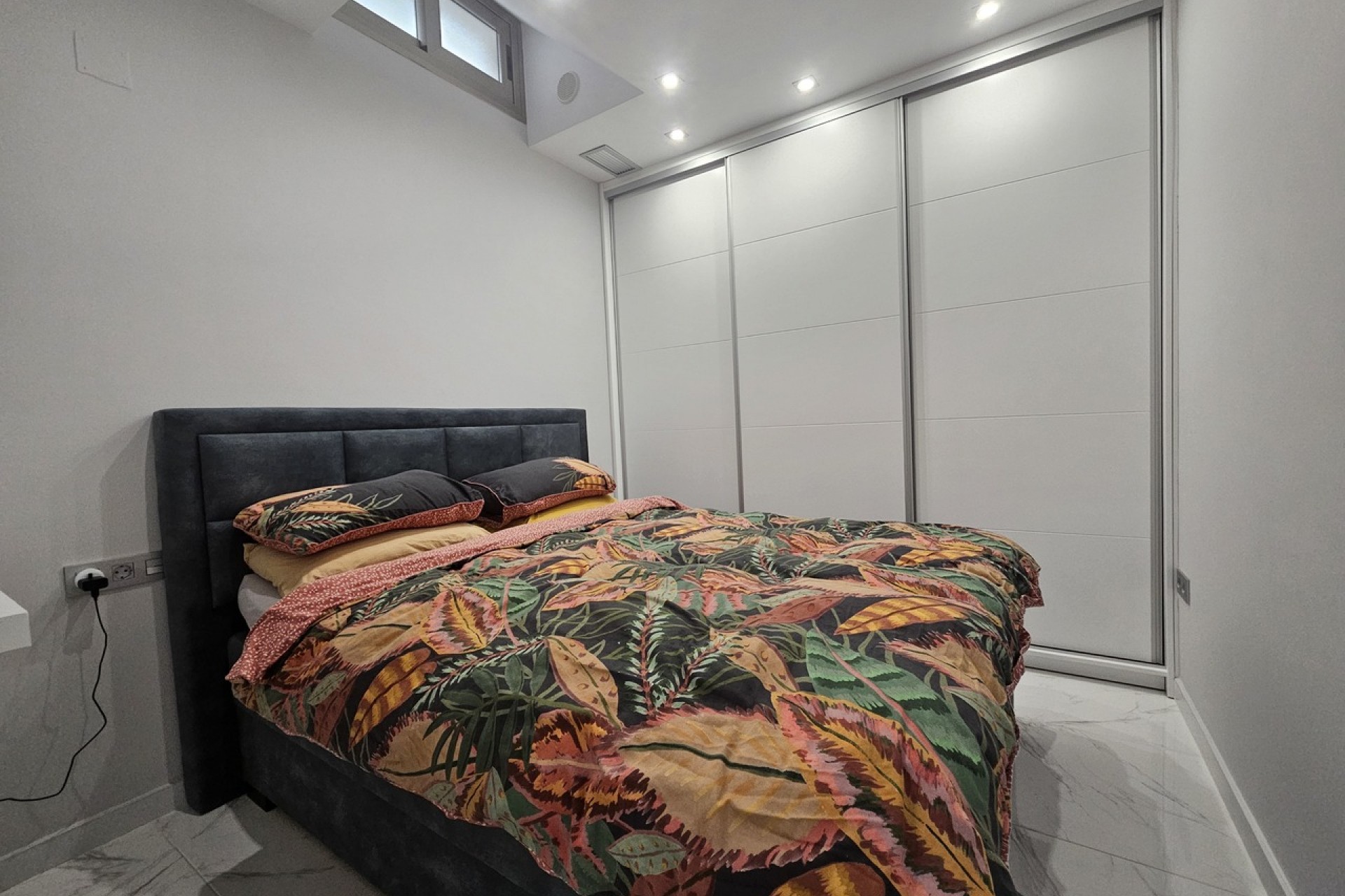 Reventa - Villa -
Villamartin - Costa Blanca