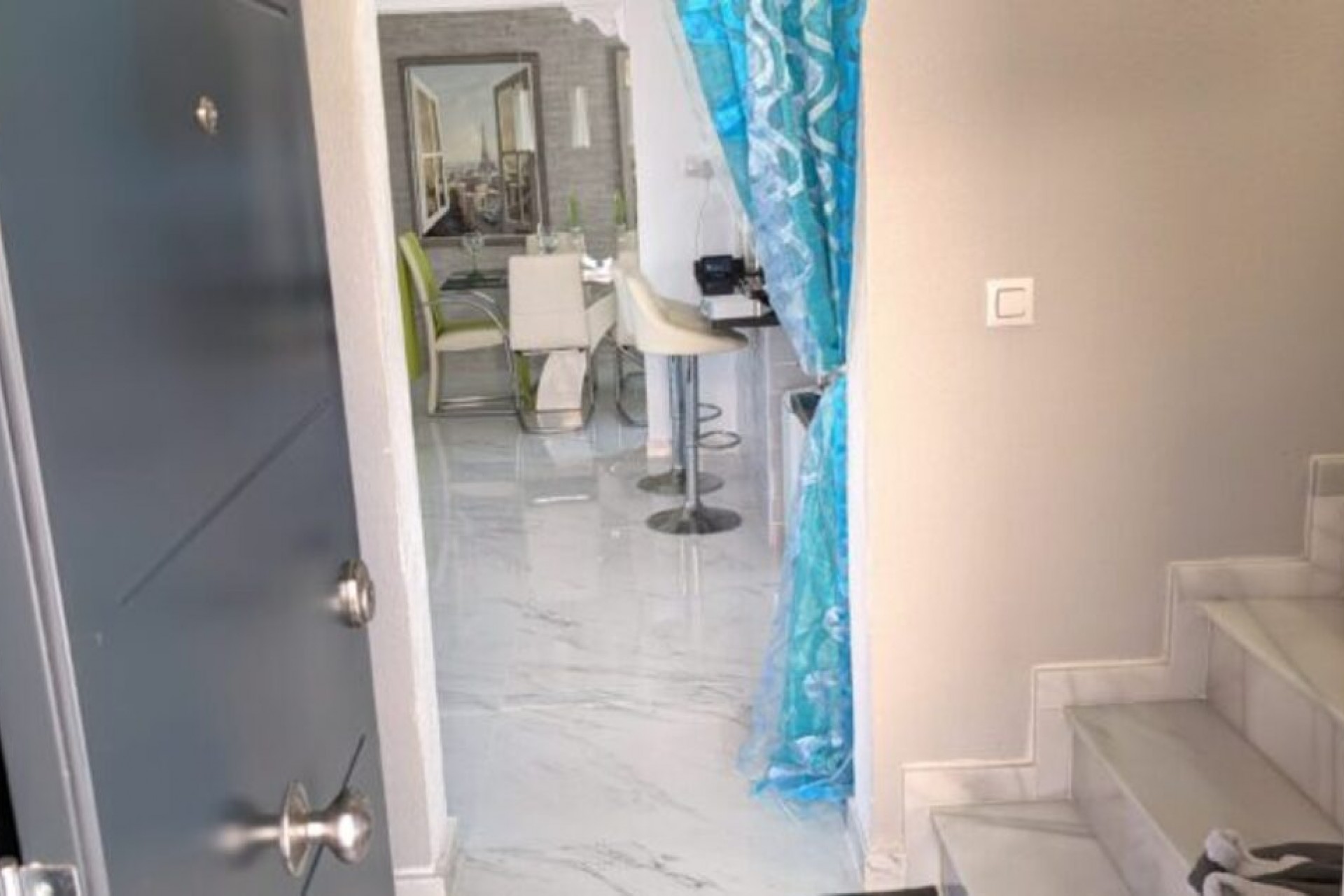 Reventa - Villa -
Villamartin - Costa Blanca