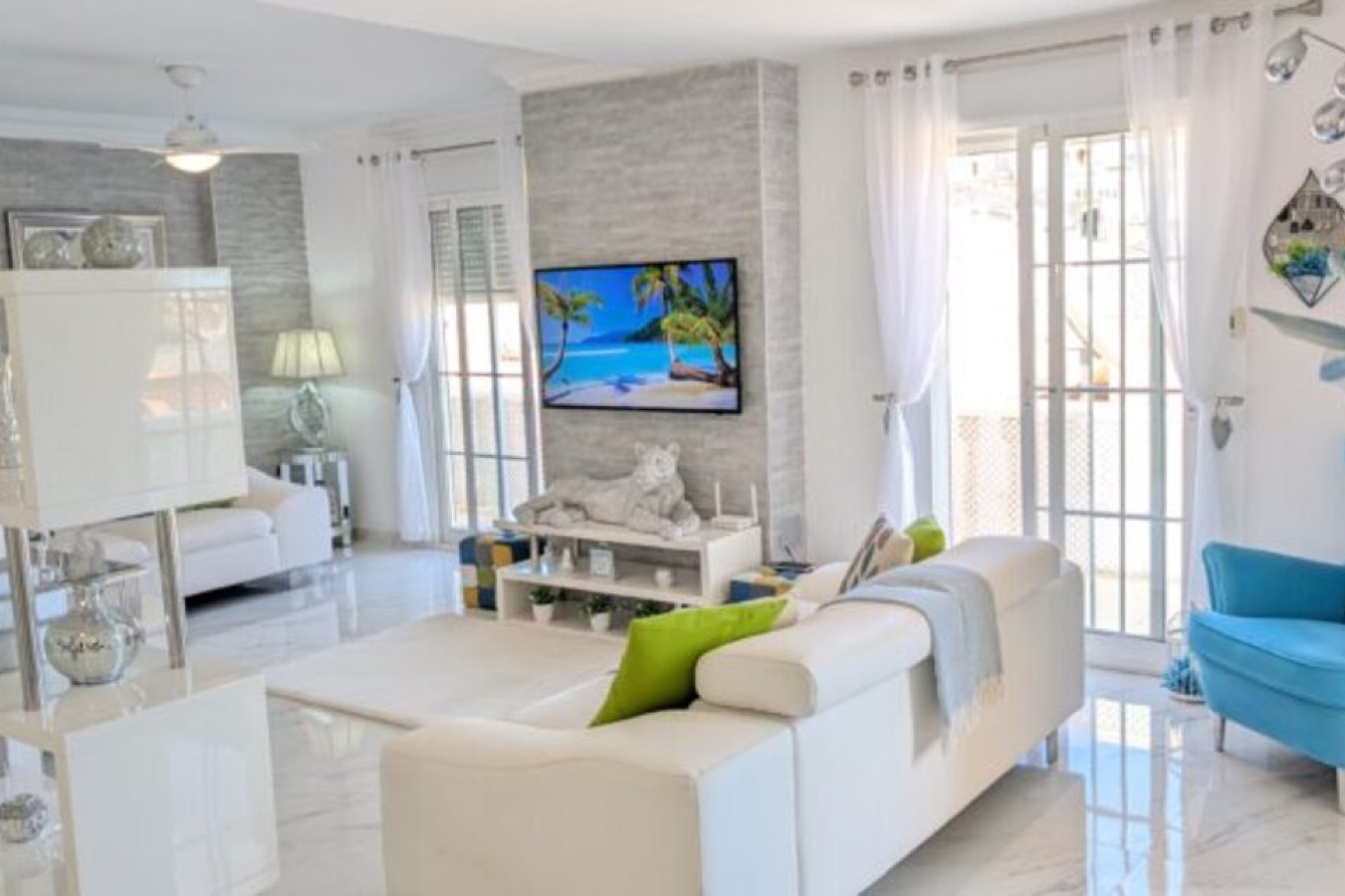 Reventa - Villa -
Villamartin - Costa Blanca