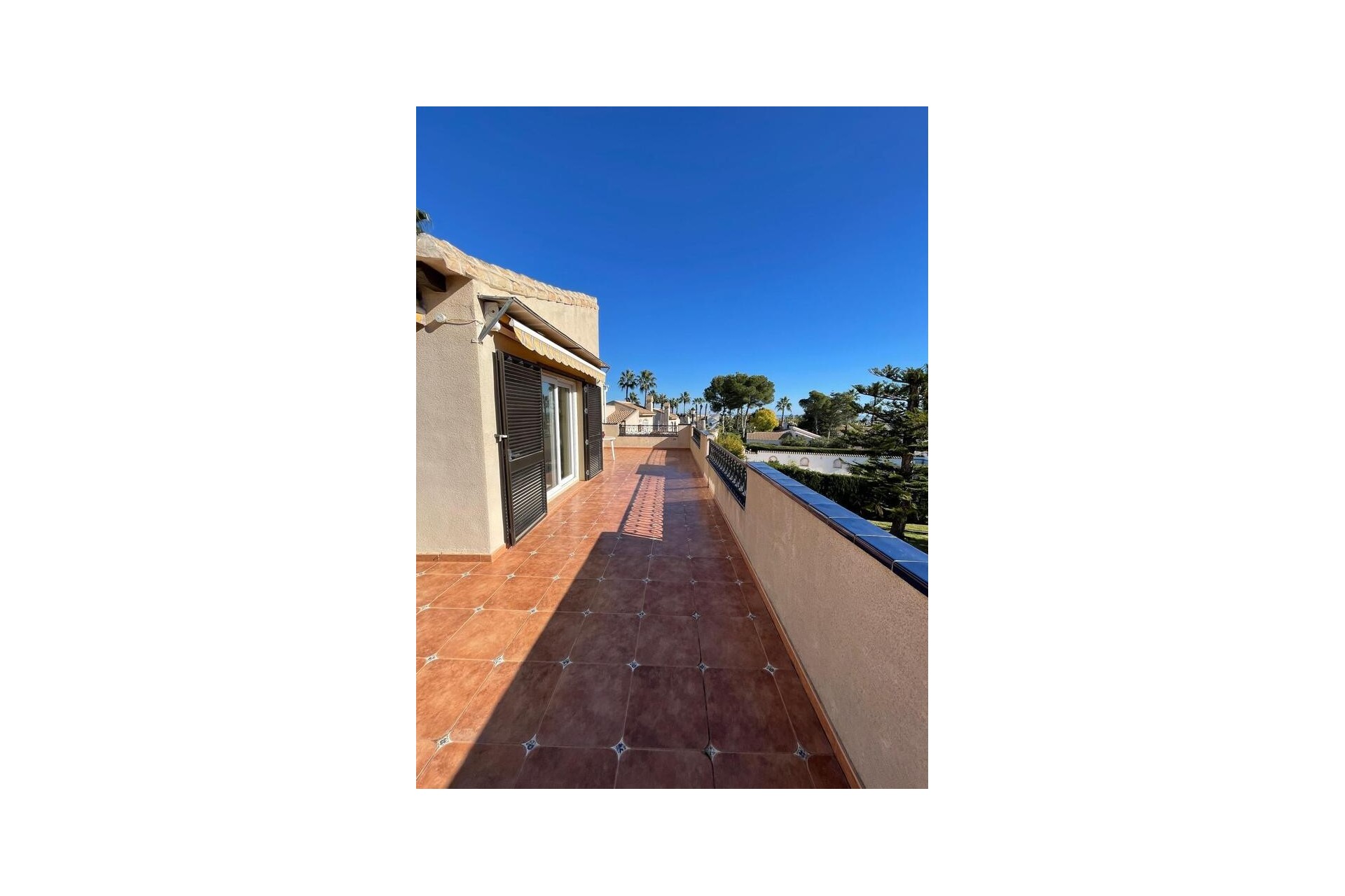 Reventa - Villa -
Villamartin - Costa Blanca