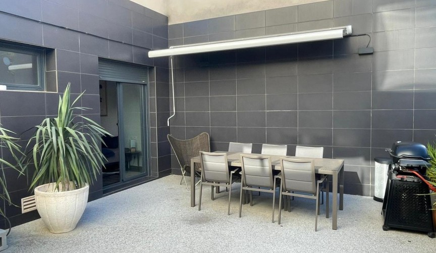 Reventa - Villa -
Villamartin - Costa Blanca