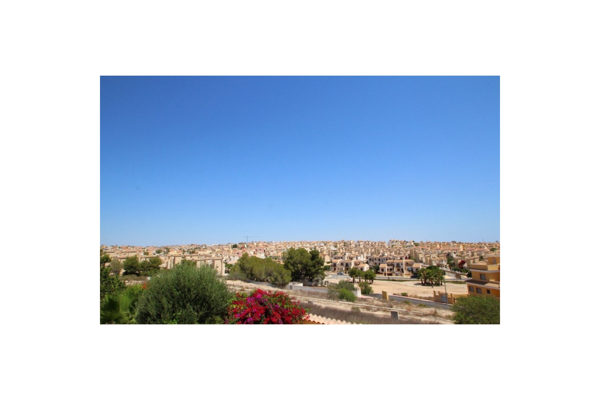 Reventa - Villa -
Villamartin - Costa Blanca