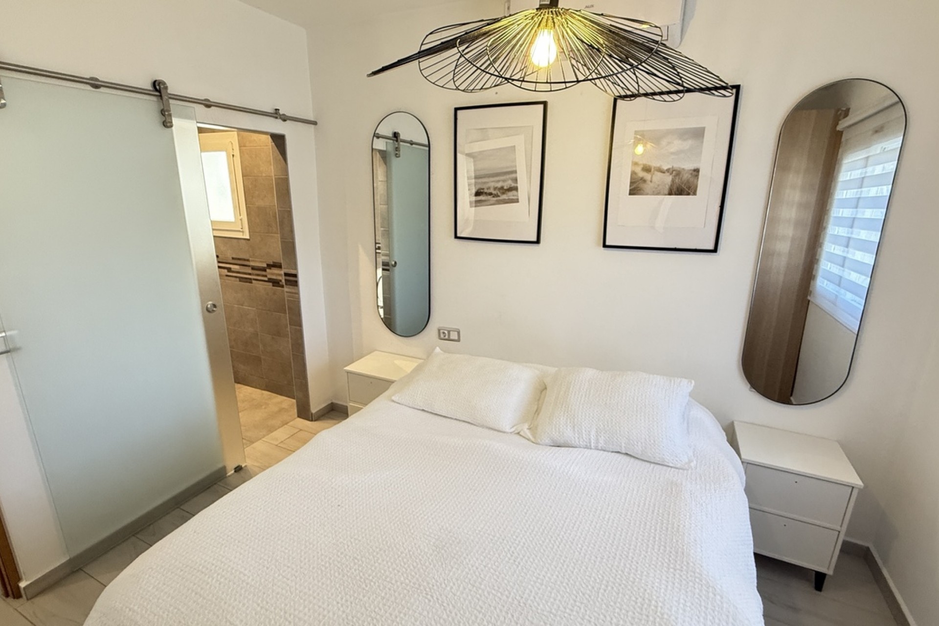 Reventa - Villa -
Villamartin - Costa Blanca