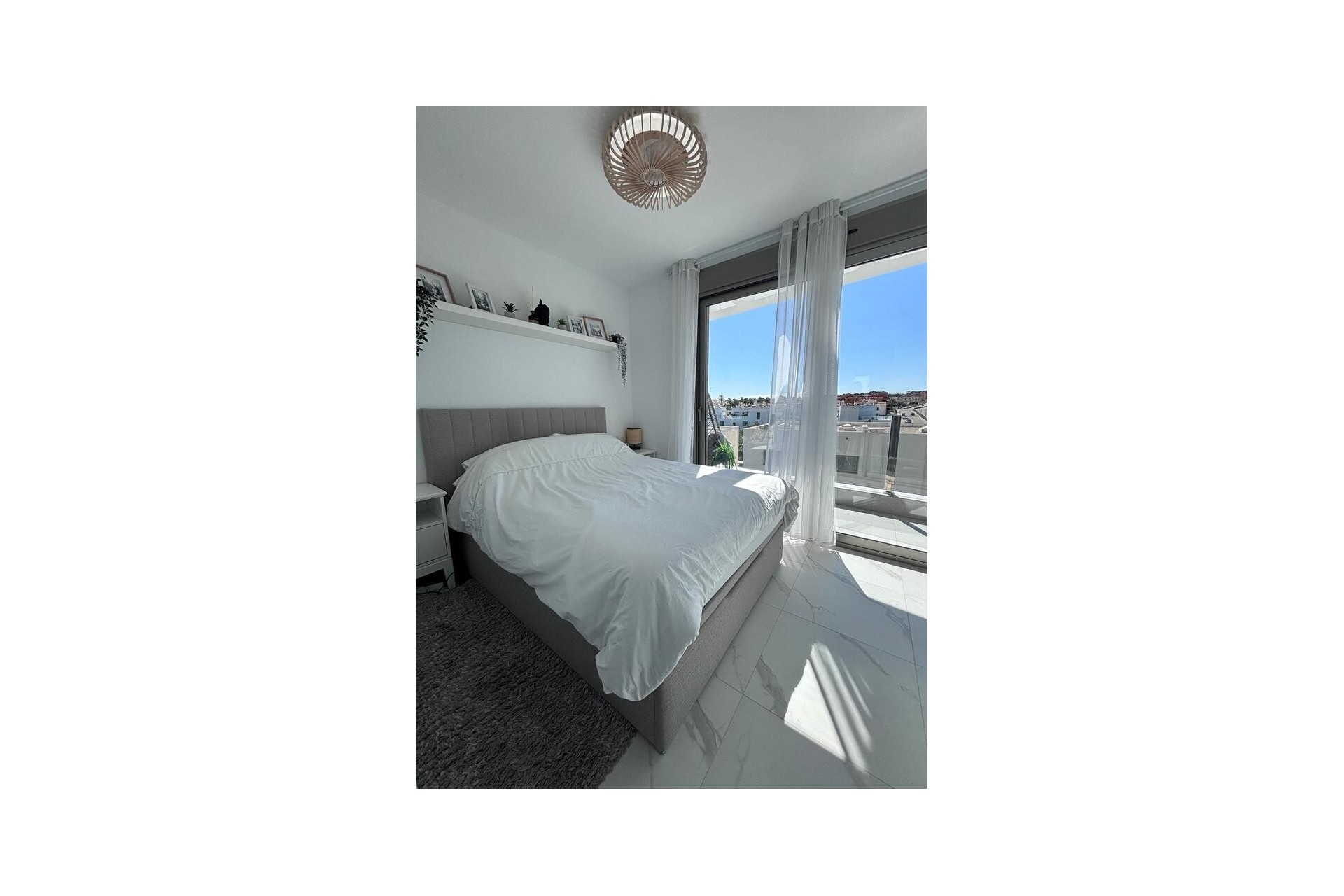 Reventa - Villa -
Villamartin - Costa Blanca
